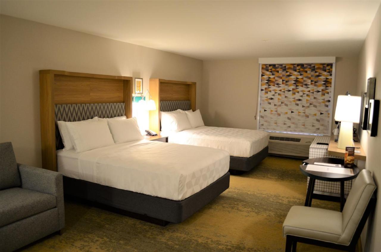 Holiday Inn Edmonton South - Evario Events By Ihg Kamer foto